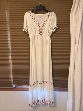 LOFT Cream Maxi Dress with Terracotta & Forest Embroidery